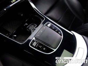 Mercedes-Benz GLC-Class GLC300e 4MATIC Coupe 2020 года из Южной Кореи