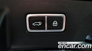 Kia Sorento Дизель 2.2 2WD 2022 года из Южной Кореи