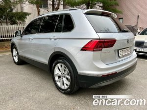 Volkswagen Tiguan 2.0 TDI Premium 2020 года из Южной Кореи