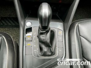Volkswagen Tiguan 2.0 TDI Premium 2020 года из Южной Кореи
