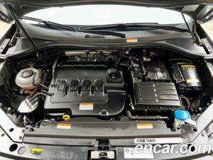 Volkswagen Tiguan 2.0 TDI Premium 2020 года из Южной Кореи