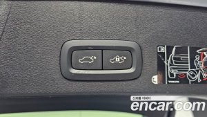 Volvo XC40 T4 Inscription 2020 года из Южной Кореи