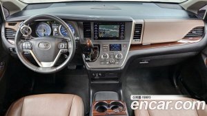 Toyota Sienna 3.5 AWD 2020 года из Южной Кореи