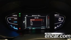 Kia Niro 1.6 HEV 2021 года из Южной Кореи
