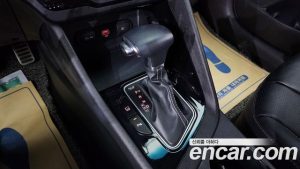 Kia Niro 1.6 HEV 2020 года из Южной Кореи