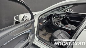 Audi A6 40 TDI 2020 года из Южной Кореи