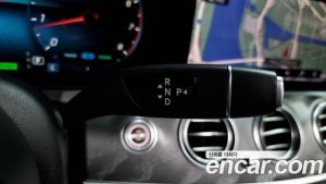 Mercedes-Benz E-Class E350 4MATIC AMG Line Edition 2021 года из Южной Кореи