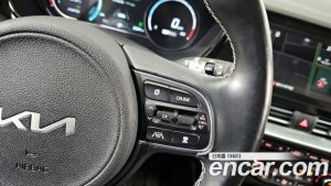 Kia Niro Noblesse 2022 года из Южной Кореи