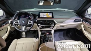 BMW 5-Series 520i M Sport 2020 года из Южной Кореи