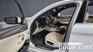 BMW 5-Series 520i M Sport 2020 года из Южной Кореи