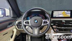 BMW 5-Series 520i M Sport 2020 года из Южной Кореи