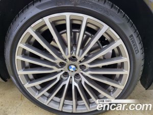 BMW 7-Series 740Li xDrive Design Pure Excellence 2021 года из Южной Кореи