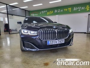 BMW 7-Series 740Li xDrive Design Pure Excellence 2021 года из Южной Кореи