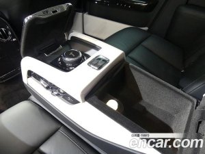 Rolls-Royce Phantom 6.7 V12 2021 года из Южной Кореи
