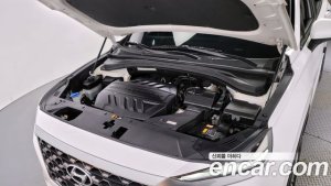 Hyundai Santafe Дизель 2.0 2WD 2020 года из Южной Кореи