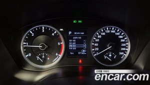 Hyundai Santafe Дизель 2.0 2WD 2020 года из Южной Кореи