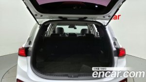 Hyundai Santafe Дизель 2.0 2WD 2020 года из Южной Кореи