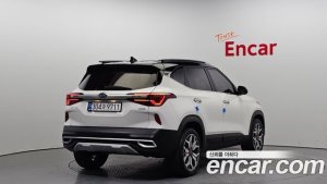 Kia Seltos Бензин 1.6 Turbo 2WD 2021 года из Южной Кореи