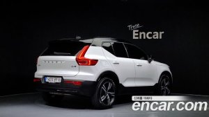 Volvo XC40 B4 R-디자인 2021 года из Южной Кореи