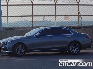 Mercedes-Benz E-Class E250 Exclusive 2021 года из Южной Кореи