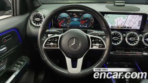 Mercedes-Benz GLB-Class GLB220 2020 года из Южной Кореи
