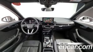 Audi A4 45 TFSI 4WD Premium 2021 года из Южной Кореи