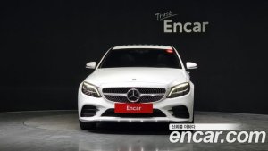 Mercedes-Benz C-Class C200 AMG Line 2021 года из Южной Кореи