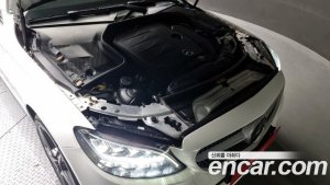 Mercedes-Benz C-Class C200 AMG Line 2021 года из Южной Кореи
