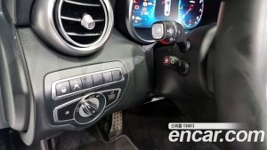 Mercedes-Benz C-Class C200 AMG Line 2021 года из Южной Кореи