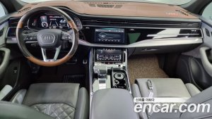 Audi Q7 50 TDI 4WD Premium 2020 года из Южной Кореи