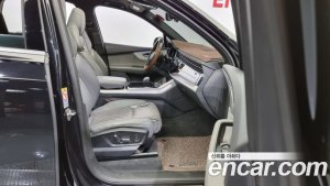 Audi Q7 50 TDI 4WD Premium 2020 года из Южной Кореи
