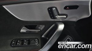 Mercedes-Benz CLA-Class CLA250 4MATIC 2020 года из Южной Кореи