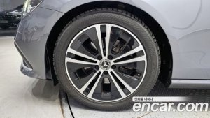 Mercedes-Benz E-Class E250 Avantgarde 2021 года из Южной Кореи