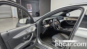 Mercedes-Benz E-Class E250 Avantgarde 2021 года из Южной Кореи