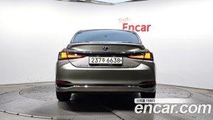Lexus ES Executive 2021 года из Южной Кореи