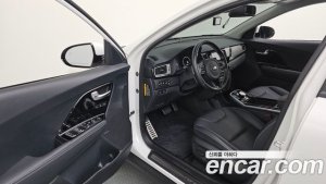 Kia Niro Noblesse 2020 года из Южной Кореи
