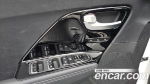 Kia Niro Noblesse 2020 года из Южной Кореи