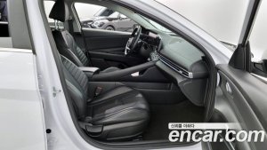 Hyundai AVANTE 1.6 2021 года из Южной Кореи