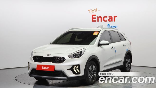 Kia Niro 1.6 HEV 2020 года из Кореи