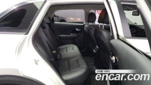 Kia Niro 1.6 HEV 2020 года из Южной Кореи