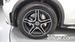 Mercedes-Benz GLC-Class GLC300 4MATIC Coupe 2020 года из Южной Кореи