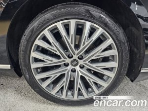 Audi A8 60 TFSI 4WD LWB 2021 года из Южной Кореи