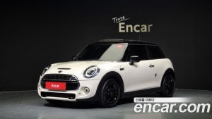 Mini Cooper DEFAULT 2020 года из Южной Кореи