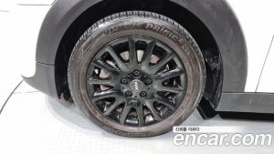 Mini Cooper DEFAULT 2020 года из Южной Кореи