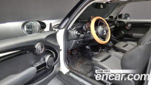 Mini Cooper DEFAULT 2020 года из Южной Кореи