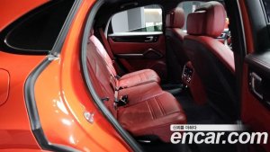 Porsche Cayenne 3.0 E-하이브리드 Coupe 2020 года из Южной Кореи