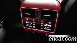 Porsche Cayenne 3.0 E-하이브리드 Coupe 2020 года из Южной Кореи