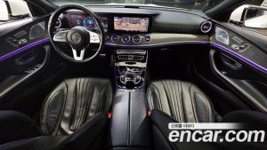 Mercedes-Benz CLS-Class CLS300d AMG Line 2020 года из Южной Кореи
