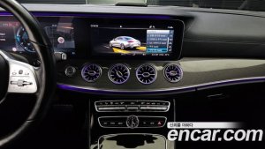 Mercedes-Benz CLS-Class CLS300d AMG Line 2020 года из Южной Кореи
