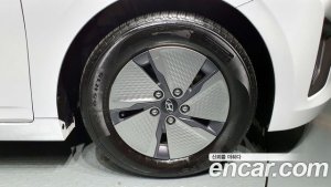 Hyundai Ioniq 1.6 HEV 2020 года из Южной Кореи